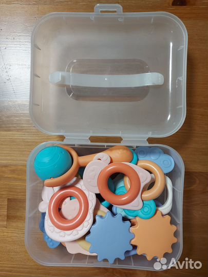 Набор погремушек в кейсе