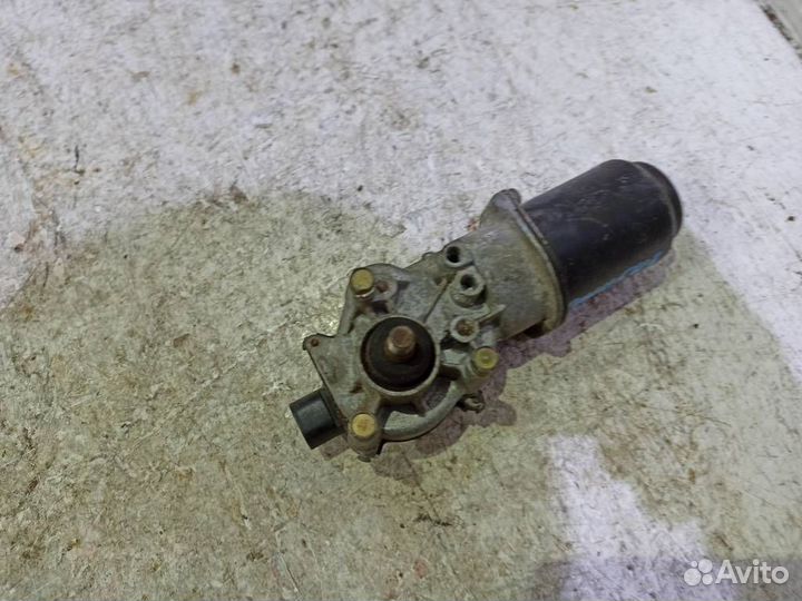 Моторчик стеклоочистителя передний