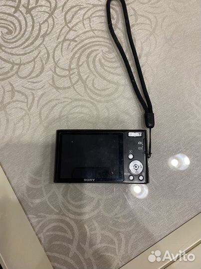 Компактный фотоаппарат