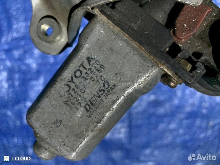 Стеклоподъемник на toyota mark II GX110