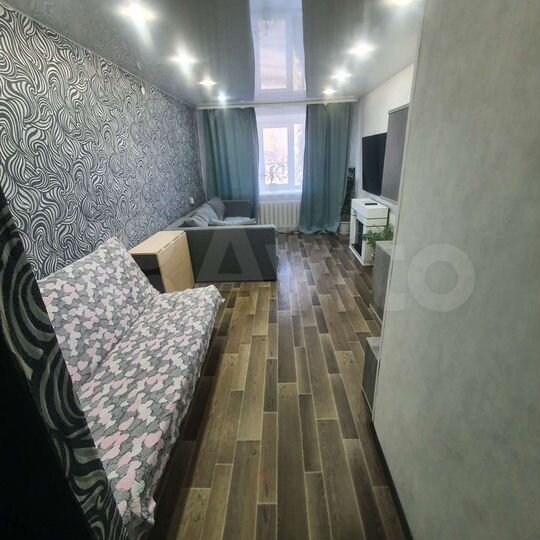 2-к. квартира, 43 м², 1/5 эт.