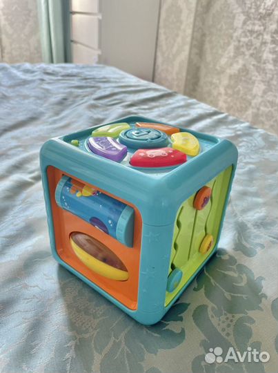 Развивающие игрушки для малышей
