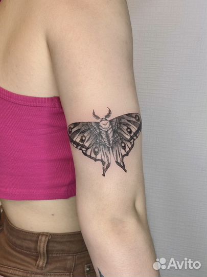 Татуировка в студии