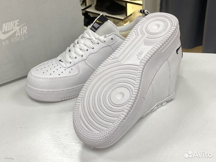 Кроссовки Nike Air Force 1 с мехом