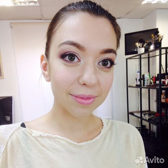 Макияж + укладки на дому