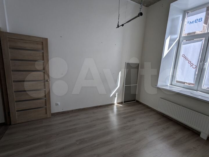 3-к. квартира, 89 м², 1/13 эт.