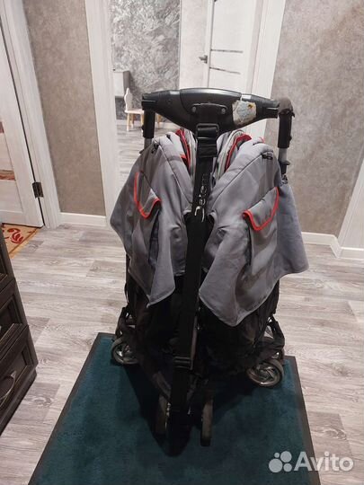 Коляска для двойни