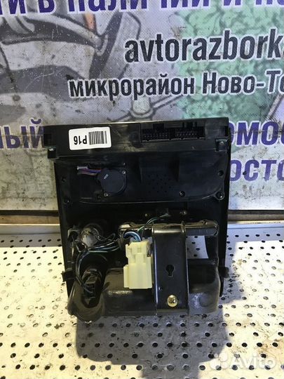 Рамка магнитолы Hyundai Santa Fe