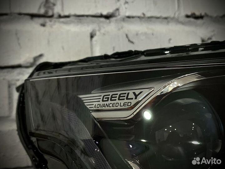 Фара правая Geely Coolray