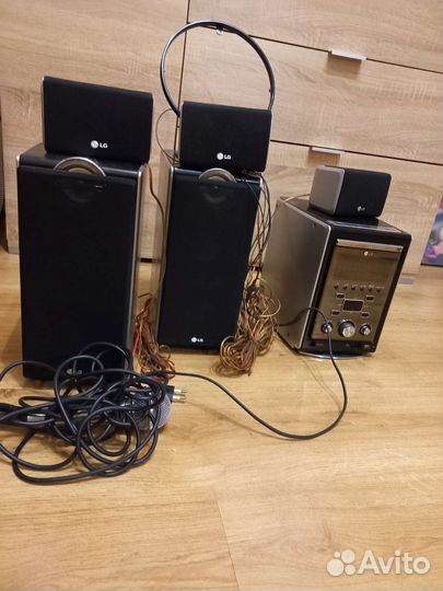 Микросистма DVD с функцией караоке