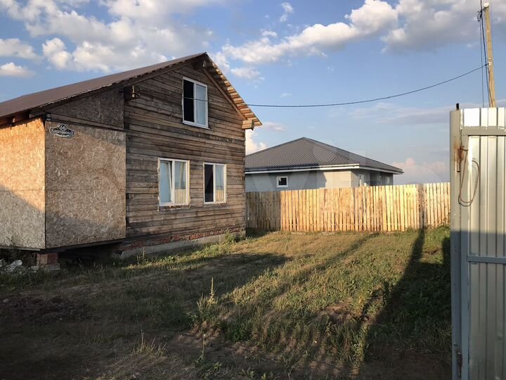 Дом 108 м² на участке 8 сот.