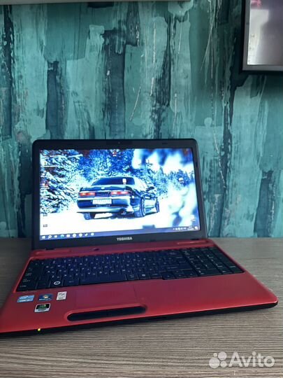 Ноутбук Toshiba satellite c660