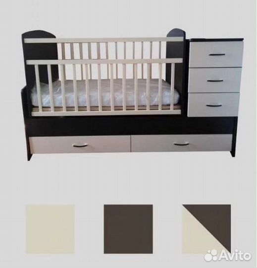 Детская кроватка с маятником и ящиком