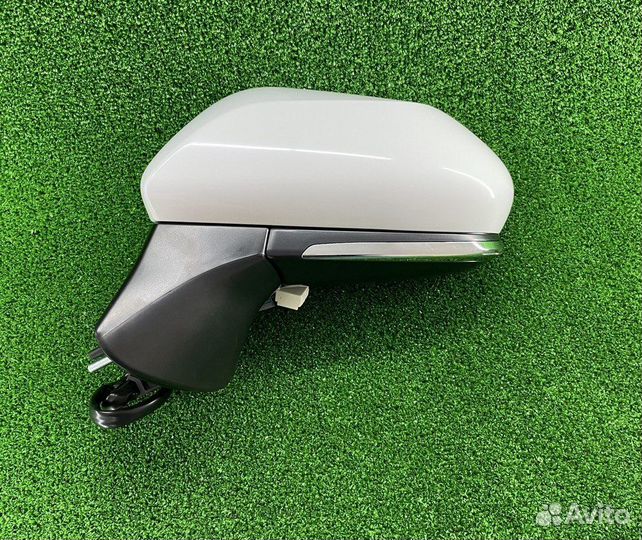 Зеркало левое Камри В70 18