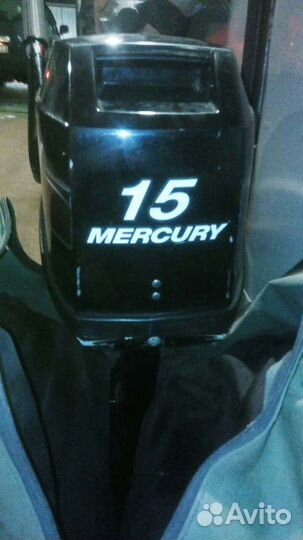 Лодка с мотором