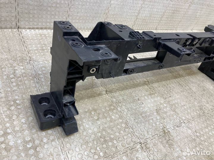 Панель передняя телевизор Geely Monjaro 2022