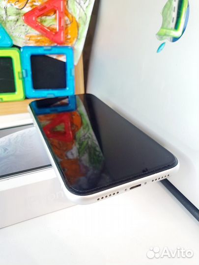 iPhone Xr, 128 ГБ