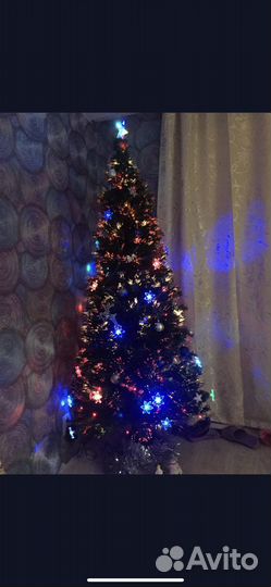 Елка искусственная 210