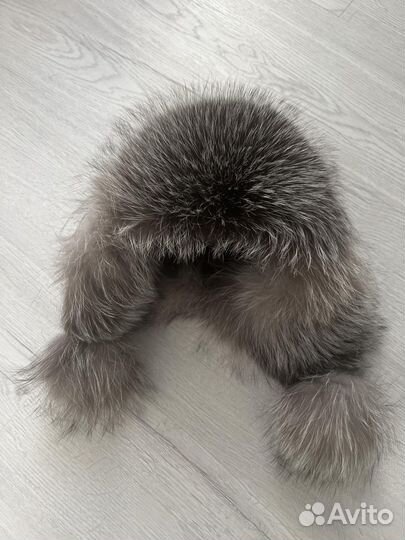Натуральная зимняя шапка