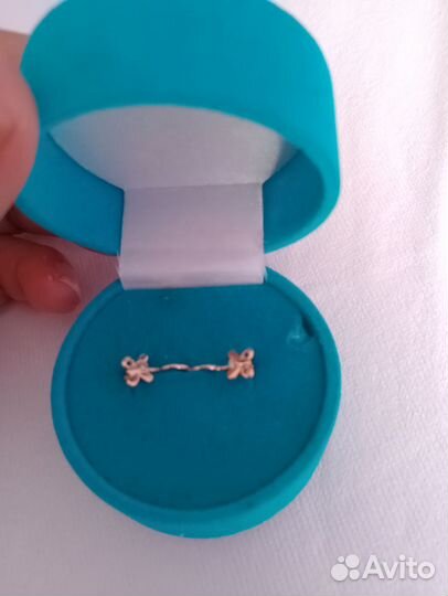 Золотые серьги