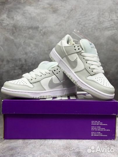 Кроссовки оптом