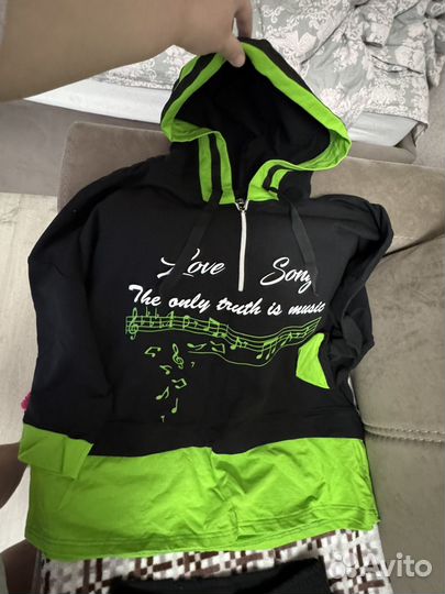 Костюм женский новый 54 размер