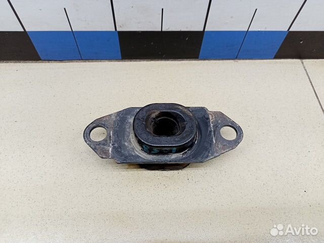Опора кпп левая Juke (F15) 2011