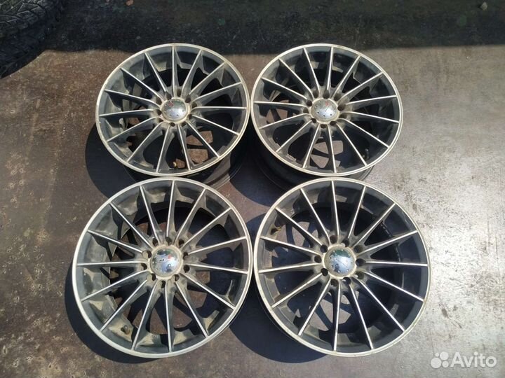 Литые диски 4 шт JWL VIA R16 114.3