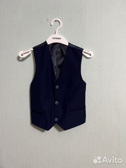 Костюм тройка для мальчика 122-128