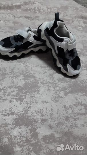 Кроссовки детские