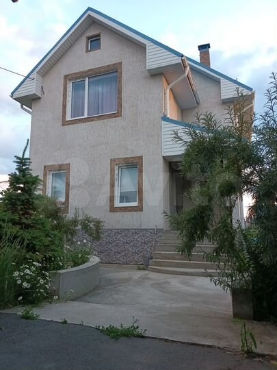 Коттедж 218 м² на участке 16 сот.