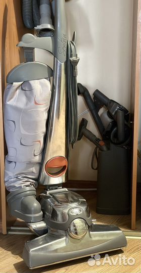 Пылесос Kirby Sentria