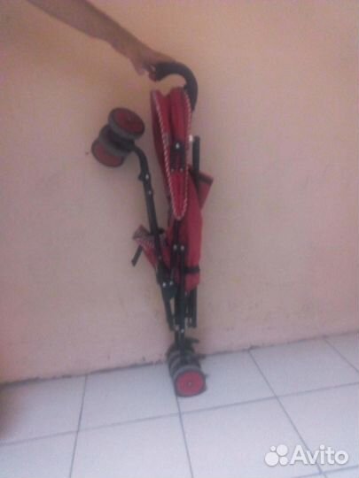 Прогулочная коляска трость