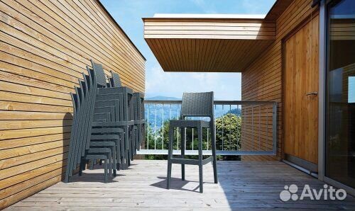 Барный пластиковый стул Jamaica