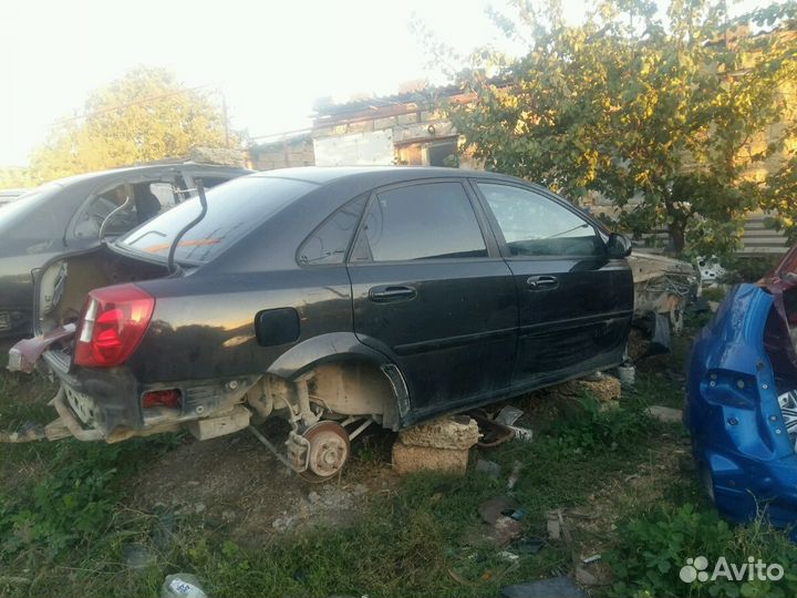 Запчасти на Chevrolet lacetti б/у