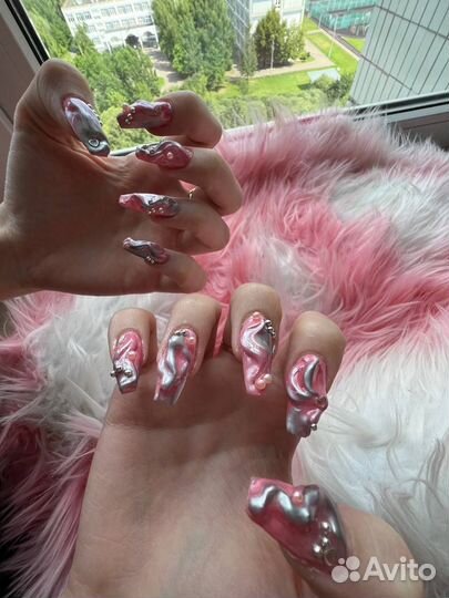 Наращивание ногтей