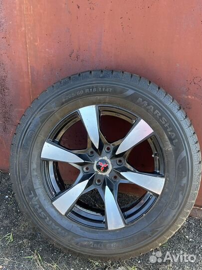 Колеса на Mitsubishi pajero 4 r18