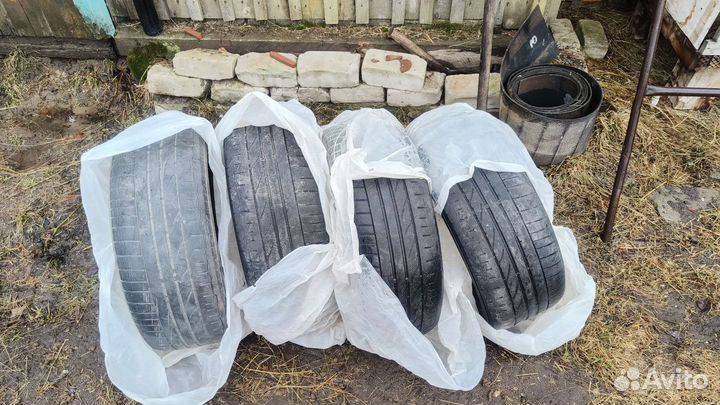 Bridgestone Potenza RE050A 215/50 R17