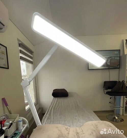 Бестеневая лампа