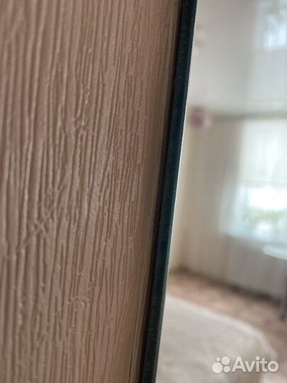 Зеркало настенное