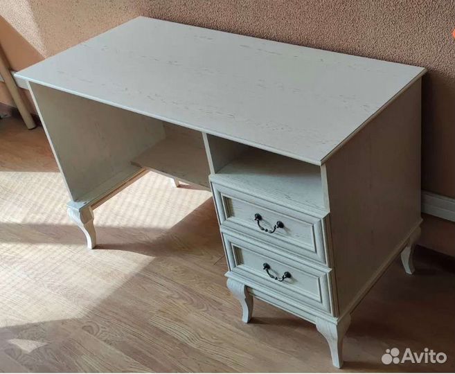 Стол письменный мод. Прованс, новый