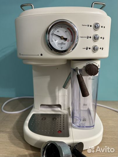 Кофеварка рожковая brayer