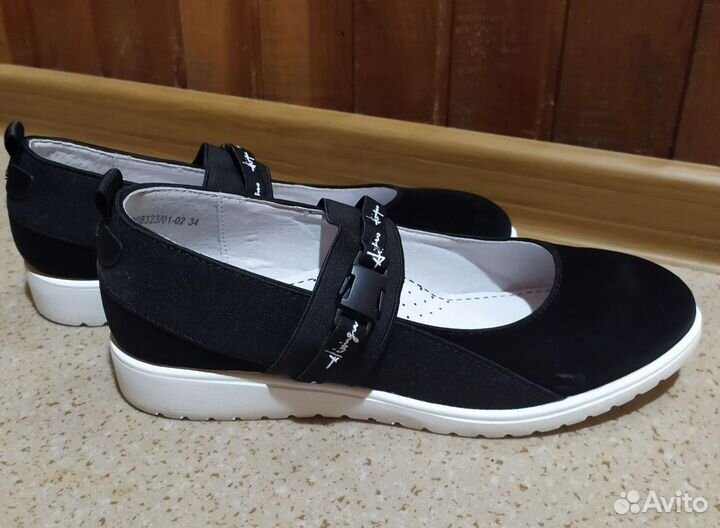 Туфли для девочки с перфорацией 34 рам