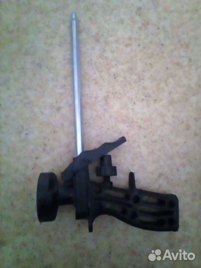 Пистолет под монтажную пену