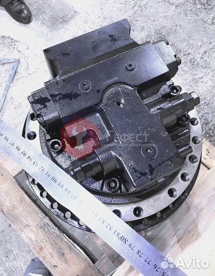 Бортовой редуктор Doosan DX420LCA