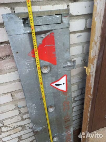 Борт от прицепа тонар