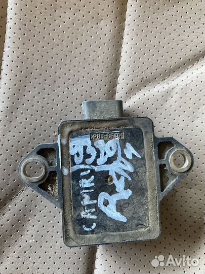 Датчик ускорения Toyota Rav4 9320