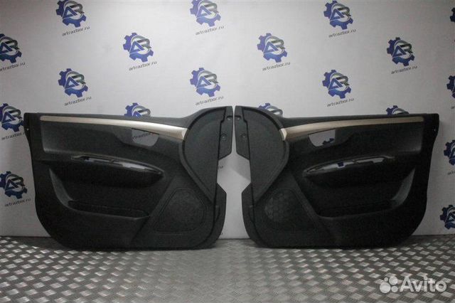 Обшивка двери передней правой Faw V5 1.5 CA4GA5