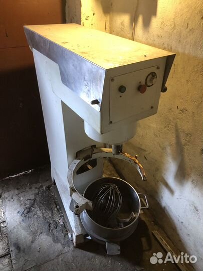 Миксер тестомес