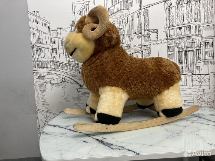 Детская игрушка качалка барашек